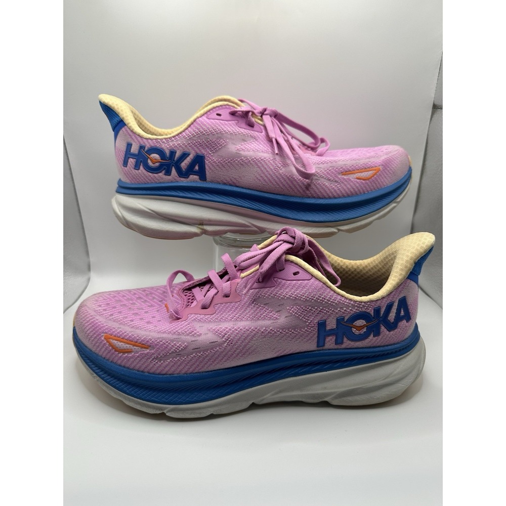 Size 9.5 - Hoka One One HOKA Clifton 9 Cyclamen Sweet Lilac W